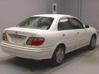 Nissan SYLPHY лот № 87012 оценка 3.5  с аукциона в Японии 1