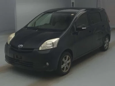 Toyota PASSO SETTE  с аукциона в Японии