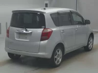 Toyota RACTIS лот № 72068 оценка 3  с аукциона в Японии 1