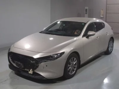 Mazda MAZDA3  с аукциона в Японии
