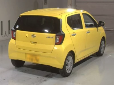 Daihatsu MIRA E S