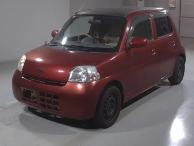 Daihatsu Esse