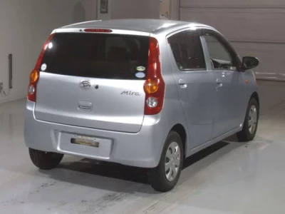 Daihatsu MIRA  с аукциона в Японии