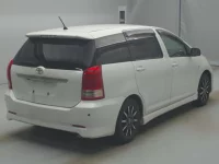 Toyota WISH лот № 72082 оценка R  с аукциона в Японии 1