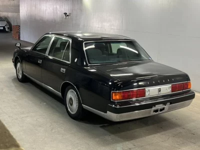 Toyota CENTURY