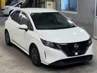 Nissan NOTE лот № 3079 оценка 4  с аукциона в Японии 3