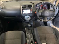 Nissan LATIO лот № 307 оценка 3.5  с аукциона в Японии 2