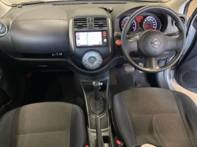 Nissan LATIO  с аукциона в Японии