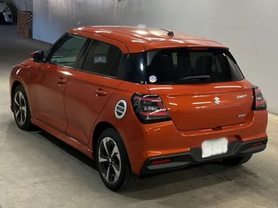 Suzuki SWIFT  с аукциона в Японии