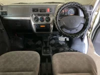 Honda VAMOS лот № 1075 оценка 3.5  с аукциона в Японии 2