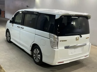 Honda STEP WAGON