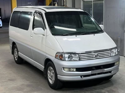 Toyota HIACE REGIUS