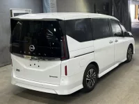 Nissan SERENA лот № 10 оценка 3.5  с аукциона в Японии 4