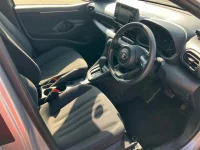 Toyota YARIS лот № 30008 оценка 4  с аукциона в Японии 6