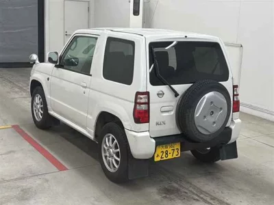 Nissan KIX  с аукциона в Японии