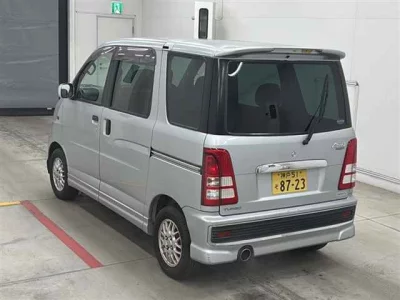 Daihatsu Atrai Wagon  с аукциона в Японии