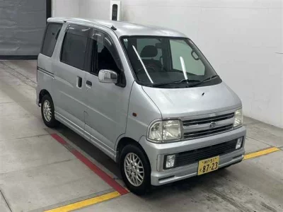 Daihatsu Atrai Wagon  с аукциона в Японии