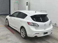 Mazda AXELA лот № 60028 оценка 3.5  с аукциона в Японии 1