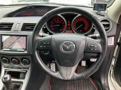 Mazda AXELA  с аукциона в Японии