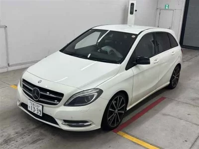 Mercedes-Benz B CLASS