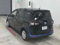 Toyota SIENTA лот № 30069 оценка 3.5  с аукциона в Японии 1