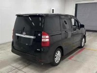 Toyota NOAH лот № 30098 оценка R  с аукциона в Японии 4