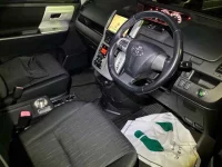Toyota NOAH лот № 30098 оценка R  с аукциона в Японии 6