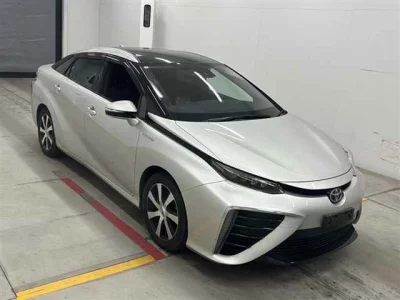 Toyota MIRAI  с аукциона в Японии