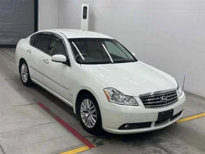 Nissan FUGA  с аукциона в Японии