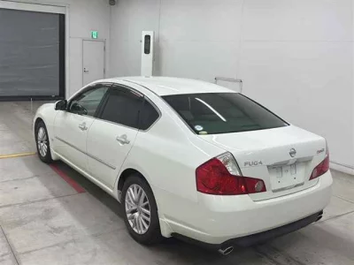 Nissan FUGA  с аукциона в Японии