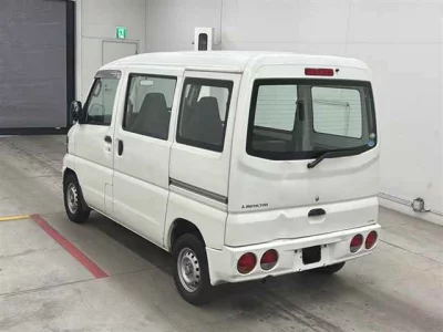 Mitsubishi MINICAB VAN