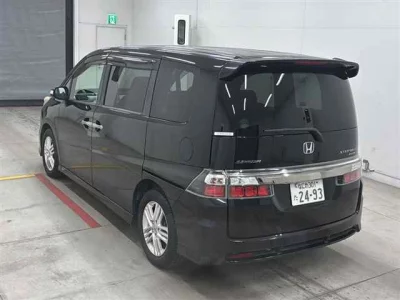 Honda STEP WAGON  с аукциона в Японии