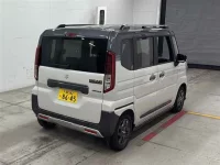 Suzuki SPACIA GEAR лот № 50076 оценка 6  с аукциона в Японии 4