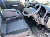 Mazda BONGO VAN лот № 30121 оценка X  с аукциона в Японии 6