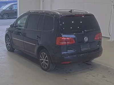 Volkswagen GOLF TOURAN