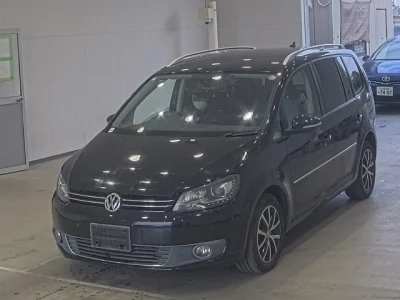 Volkswagen GOLF TOURAN