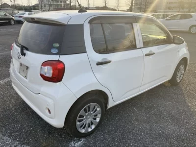 Toyota PASSO  с аукциона в Японии