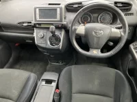 Toyota WISH лот № 14 оценка 3.5  с аукциона в Японии 3
