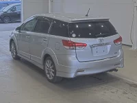 Toyota WISH лот № 14 оценка 3.5  с аукциона в Японии 1