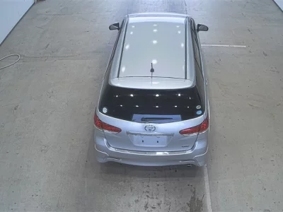 Toyota WISH  с аукциона в Японии