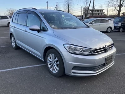 Volkswagen GOLF TOURAN