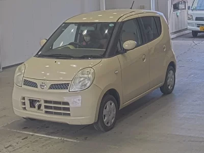 Nissan MOCO  с аукциона в Японии