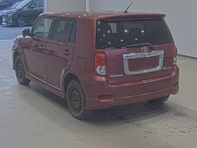 Toyota COROLLA RUMION  с аукциона в Японии