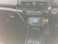 Toyota AQUA лот № 1460 оценка RA  с аукциона в Японии 4