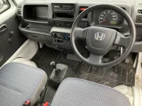 Honda ACTY TRUCK лот № 1037 оценка 3.5  с аукциона в Японии 3
