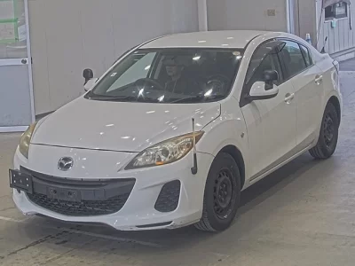 Mazda AXELA  с аукциона в Японии