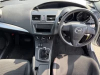 Mazda AXELA лот № 1444 оценка 3.5  с аукциона в Японии 3