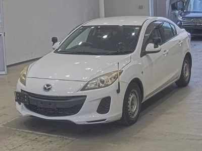 Mazda AXELA  с аукциона в Японии