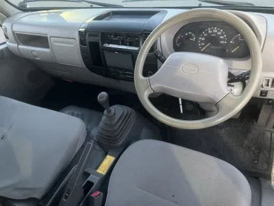 Hino DUTRO  с аукциона в Японии