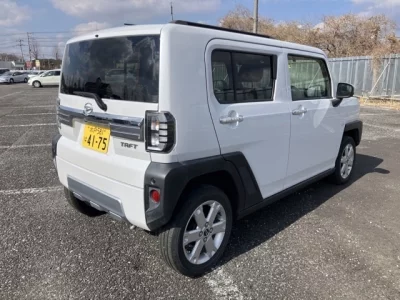 Daihatsu TAFT
